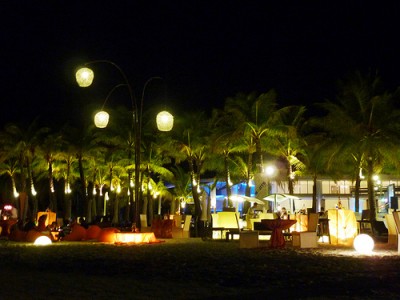 Boracay White Beach ccImage by Jbeaulieau on Flickr