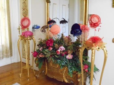 ladies fancy hats in Istanbul