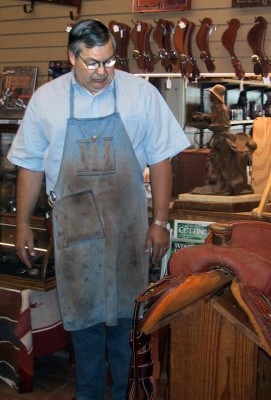 horse and saddle shop Richard Oliver