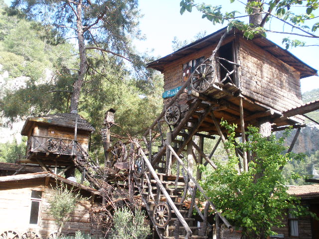Treehouse Hostel Turkey Olympos